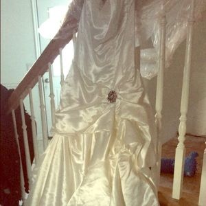 Jessica McClintock Wedding Dress